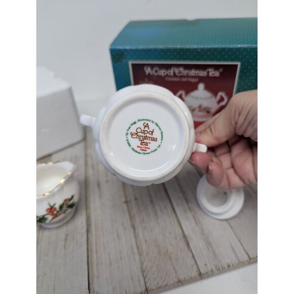 Vintage 1995 A Cup of Christmas Tea Creamer & Sugar Bowl Bone China CT137 in Box - Picture 7 of 10